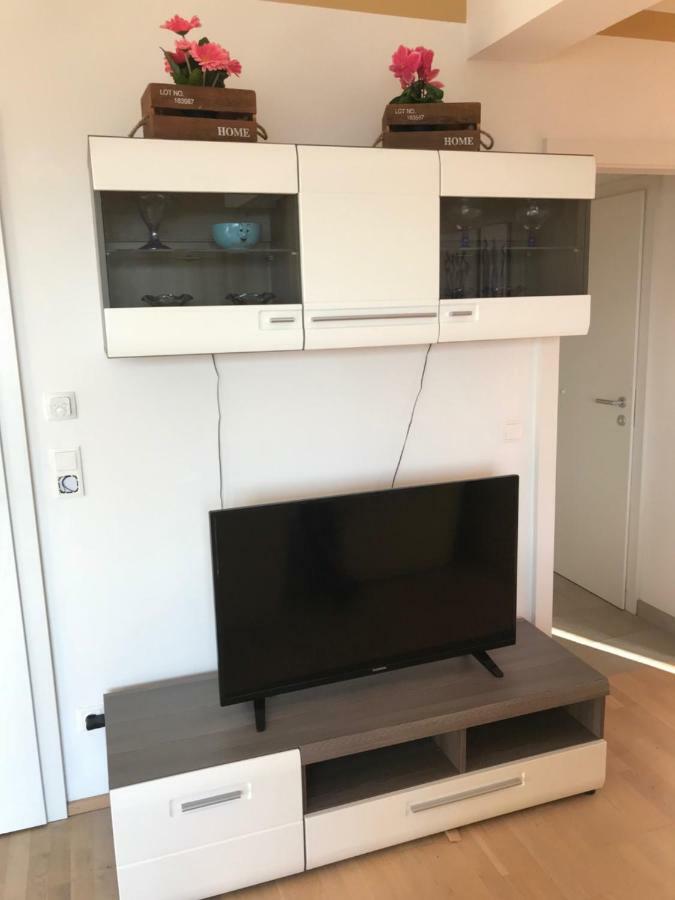 גראץ Kmheim, Cozy 103M2 Apartment, With 3 Bedroom And Covered Free Parking Place, Close To City Center מראה חיצוני תמונה